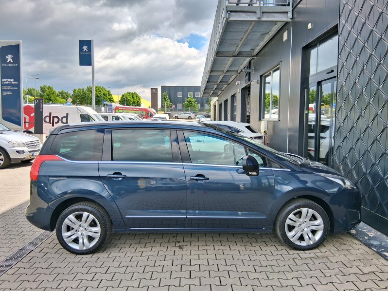 Peugeot 5008 ALLURE 1.6 HDi 84 kW full