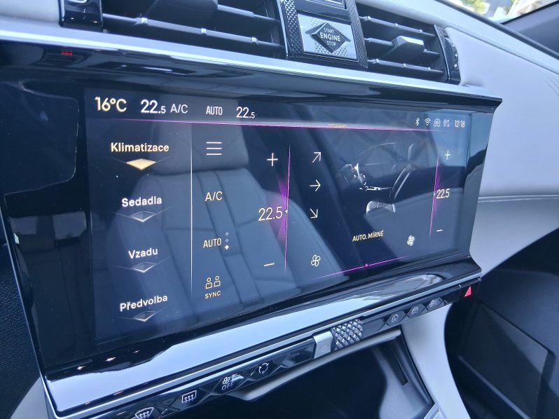 DS Automobiles DS7 CROSSBACK OPERA 1.6 E-Tense 4×4 221 kW full