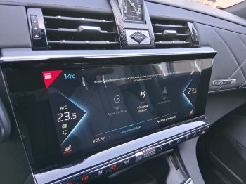 DS Automobiles DS7 CROSSBACK RIVOLI 1.6 E-Tense 4×4 221 kW full