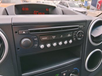 Peugeot Partner Tepee PREMIUM 1.6 HDi 66 kW full