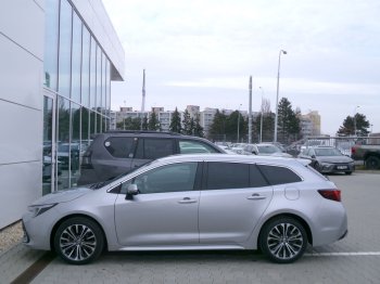 Toyota Corolla TS STYLE TECH 1.8 HYBRID CVT full