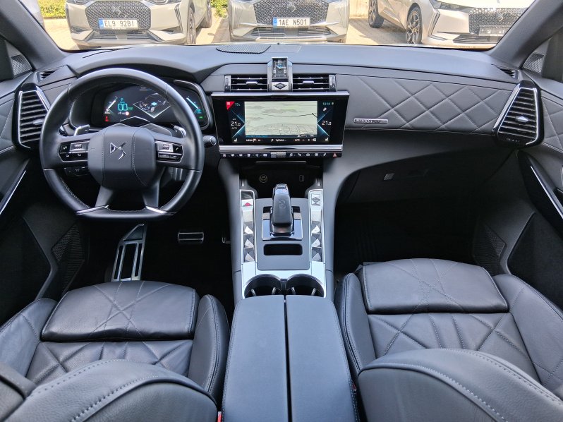 DS Automobiles DS7 CROSSBACK RIVOLI 1.6 E-Tense 4×4 221 kW full