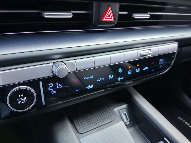 Hyundai Ioniq 6 STYLE PR. 77 kWh 4×4 239 kWh full