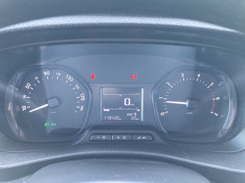 Toyota ProAce Verso L2 2.0 D-4D 110 kW 9 míst full