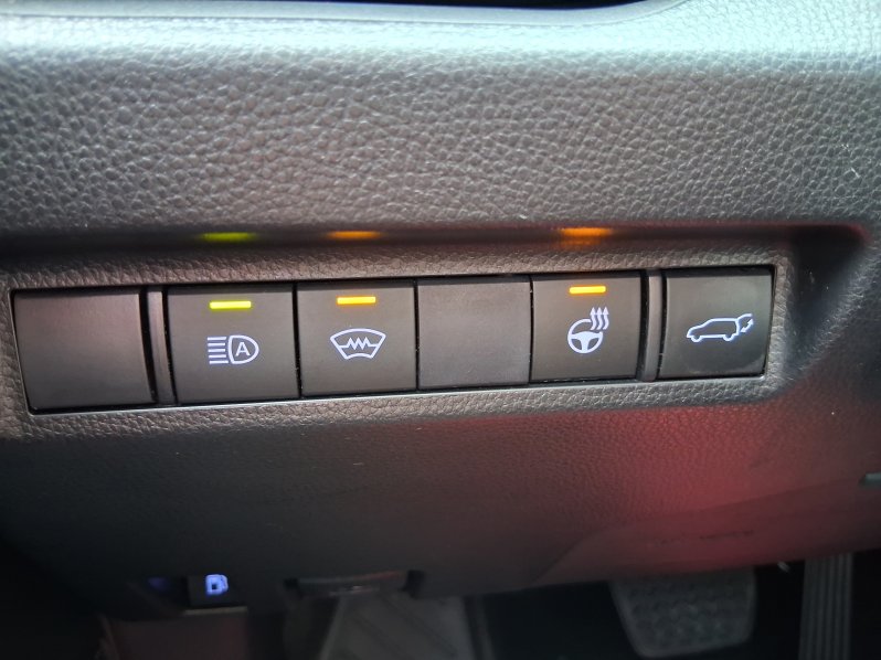 Toyota RAV4 SELECTION 2.5 HYB. 160 kW full
