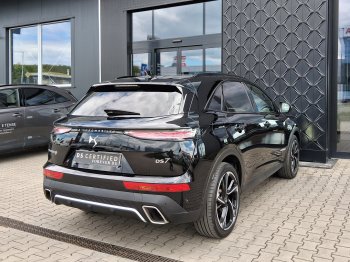 DS Automobiles DS7 CROSSBACK ESPRIT D. V. 1.6 E-Tense 4×4 full
