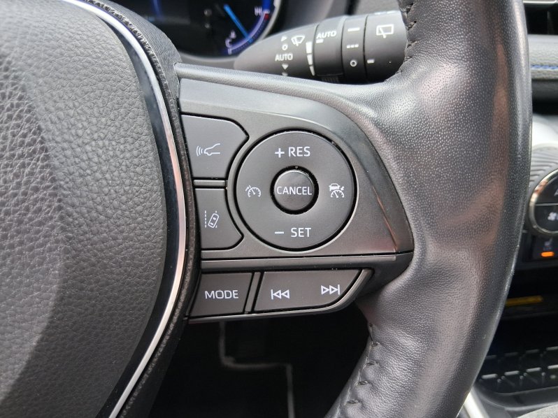 Toyota RAV4 SELECTION 2.5 HYB. 160 kW full