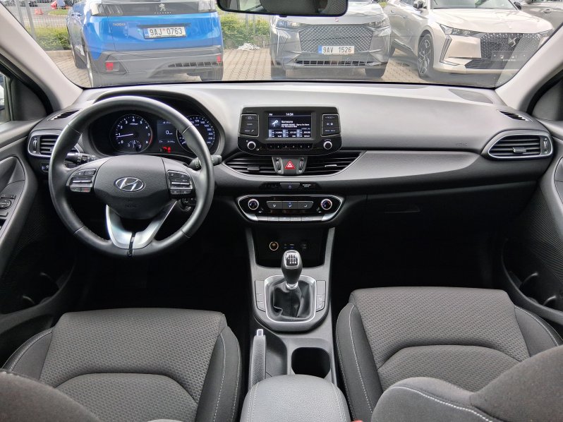 Hyundai i30 TRIKOLOR KOM. 1.4 T-GDi 103 kW full