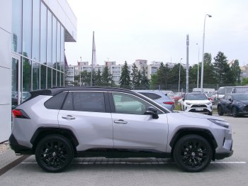 Toyota RAV4 SELECTION 2.5 HEV 160kW AT full