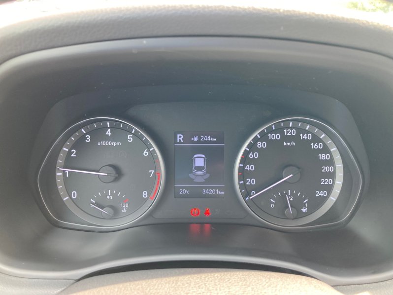 Hyundai i30 TRIKOLOR KOM. 1.4 T-GDi 103 kW full