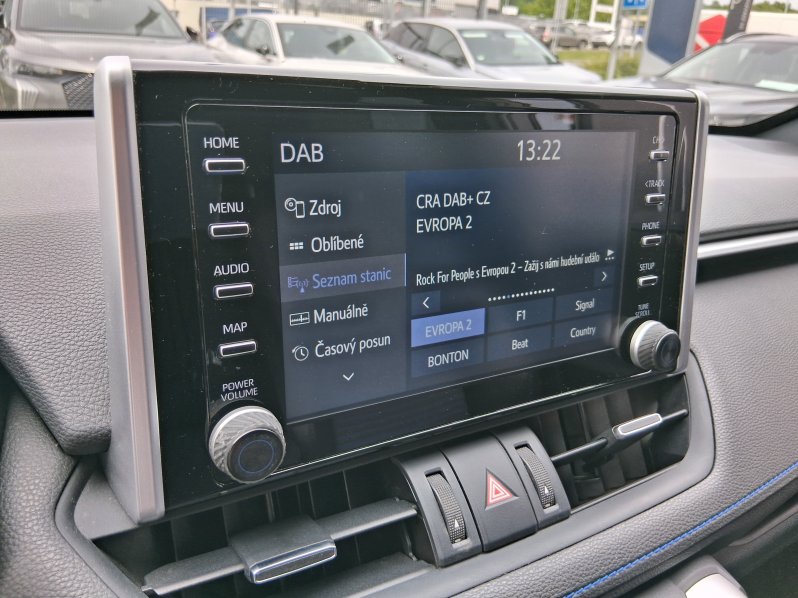 Toyota RAV4 SELECTION 2.5 HYB. 160 kW full