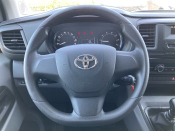 Toyota ProAce Verso L2 2.0 D-4D 110 kW 9 míst full