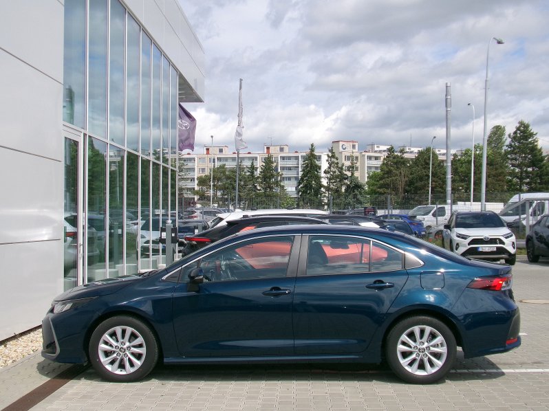 Toyota Corolla SD COMFORT TECH 1,5 92kW MAN full