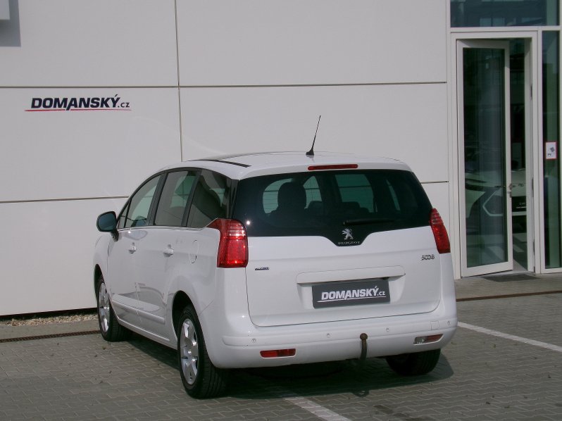 Peugeot 5008 ACTIVE+ 1,6 BHDi 88kW full