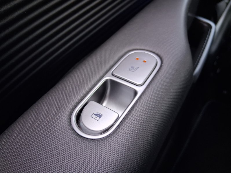 Hyundai Ioniq 6 STYLE PR. 77 kWh 4×4 239 kWh full