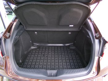 Toyota C-HR EXECUTIVE 1,8 HYBRID 90kW full