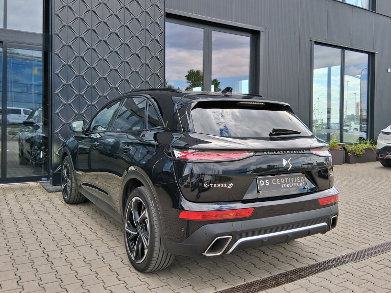 DS Automobiles DS7 CROSSBACK ESPRIT D. V. 1.6 E-Tense 4×4 full