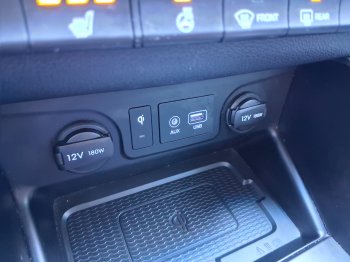Hyundai Tucson TRIKOLOR 1.6 CRDi 100 kW full