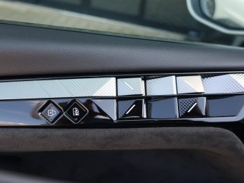 DS Automobiles DS4 EDITION FRANCE 1,5 BlueHDi 130 full