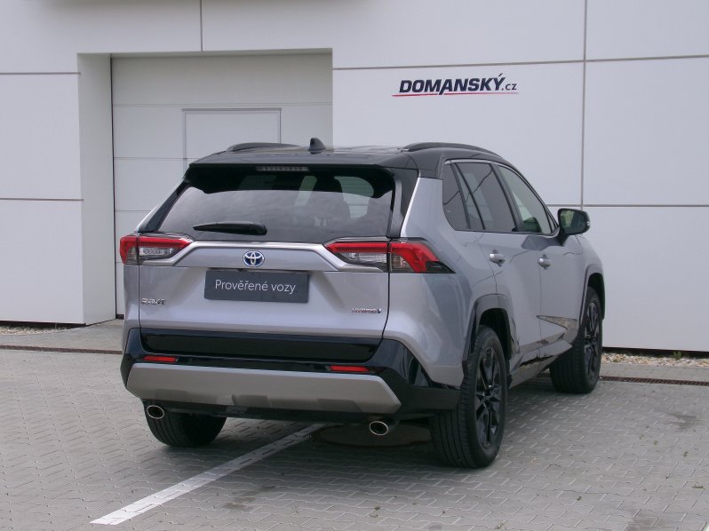 Toyota RAV4 SELECTION 2.5 HEV 160kW AT full