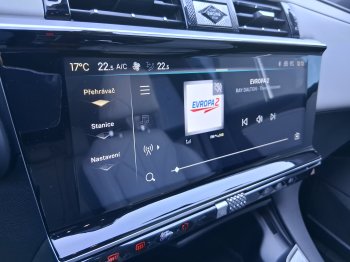 DS Automobiles DS7 CROSSBACK ESPRIT D. V. 1.6 E-Tense 4×4 full