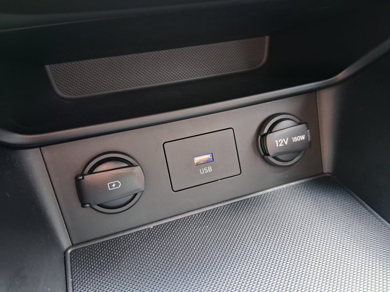 Hyundai Kona COMFORT 1.0 T-GDi 88 kW full
