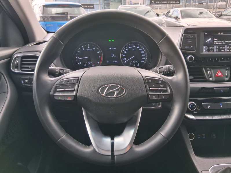 Hyundai i30 TRIKOLOR KOM. 1.4 T-GDi 103 kW full