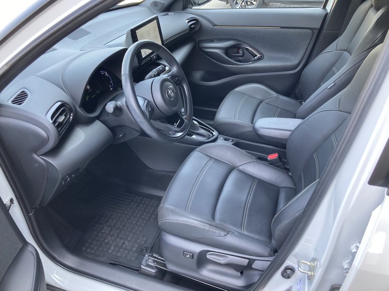 Toyota Yaris Cross PREMIERE EDIT. 1.5 HYB. 85 kW full