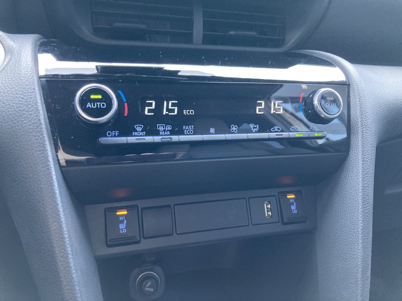 Toyota Yaris Cross PREMIERE EDIT. 1.5 HYB. 85 kW full