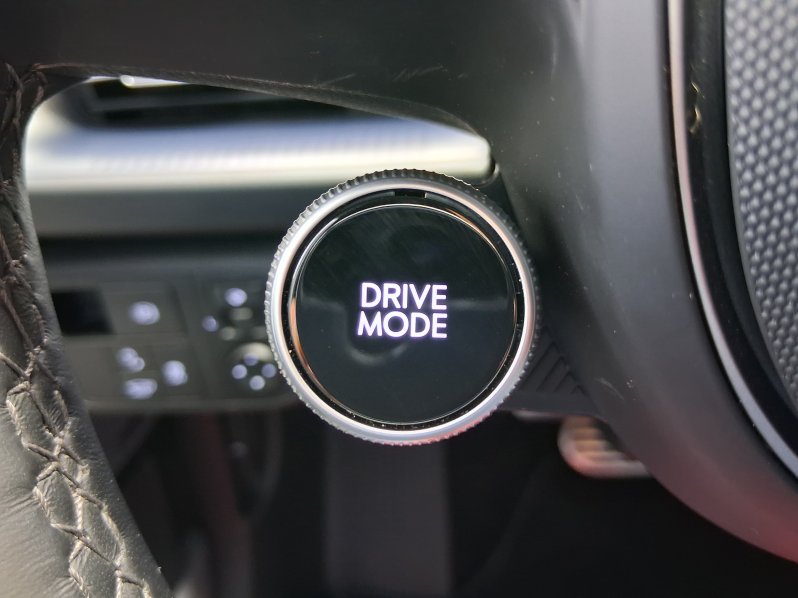 Hyundai Ioniq 6 STYLE PR. 77 kWh 4×4 239 kWh full