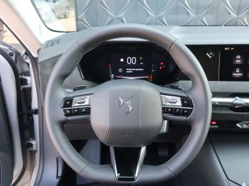 DS Automobiles DS4 EDITION FRANCE 1,5 BlueHDi 130 full