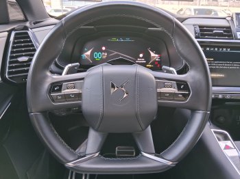 DS Automobiles DS7 CROSSBACK ESPRIT D. V. 1.6 E-Tense 4×4 full