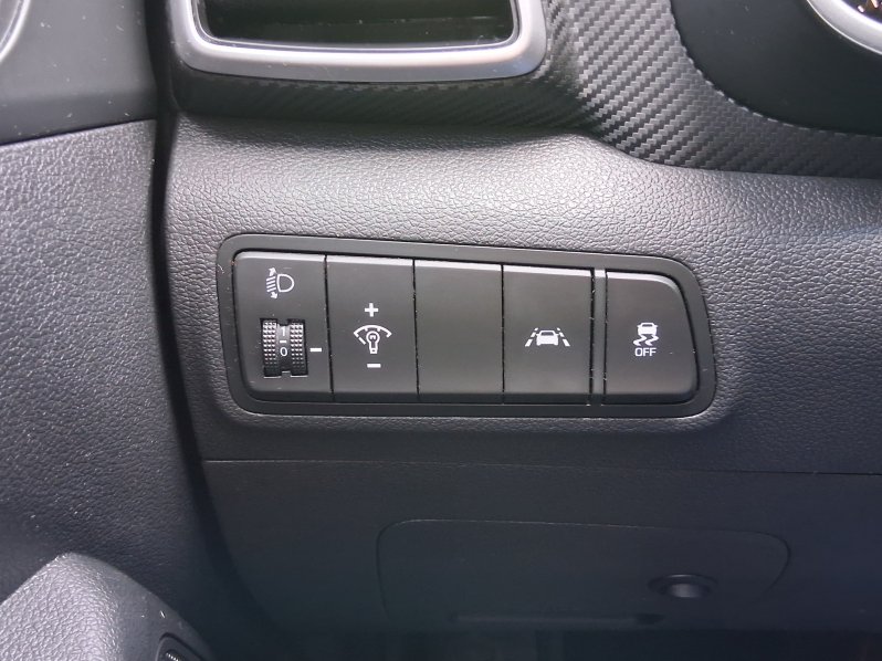 Hyundai Tucson TRIKOLOR 1.6 CRDi 100 kW full