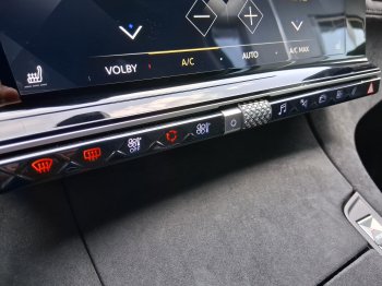 DS Automobiles DS7 CROSSBACK PERFORM. LINE 1.6 PT 133 kW full