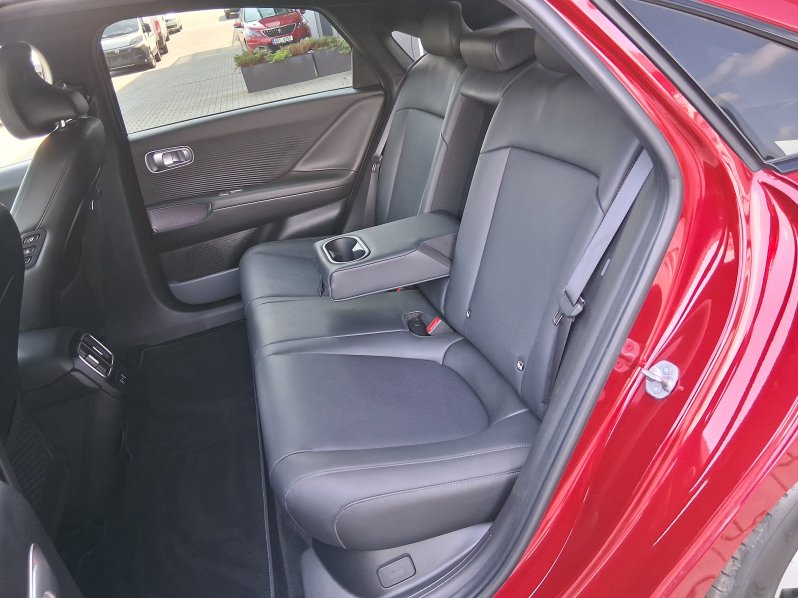 Hyundai Ioniq 6 STYLE PR. 77 kWh 4×4 239 kWh full