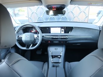 DS Automobiles DS4 EDITION FRANCE 1,5 BlueHDi 130 full