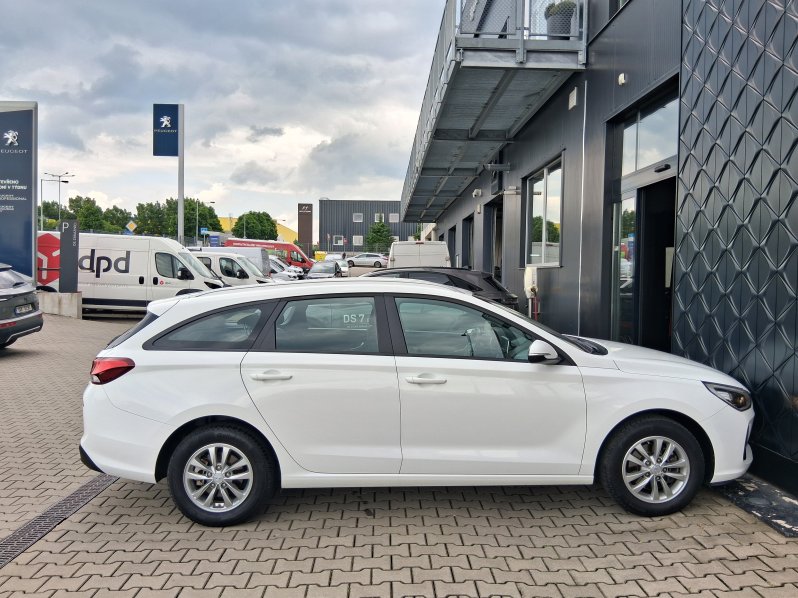 Hyundai i30 TRIKOLOR KOM. 1.4 T-GDi 103 kW full