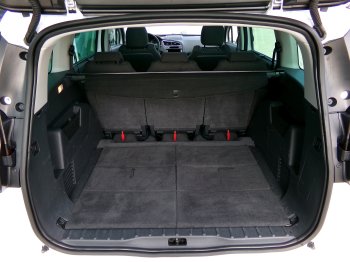 Peugeot 5008 ACTIVE+ 1,6 BHDi 88kW full