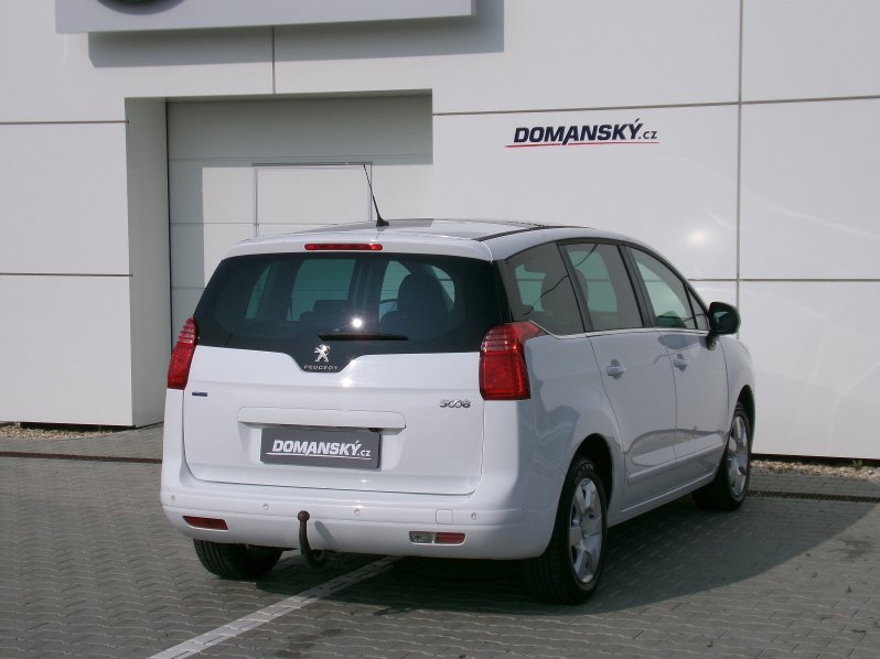 Peugeot 5008 ACTIVE+ 1,6 BHDi 88kW full