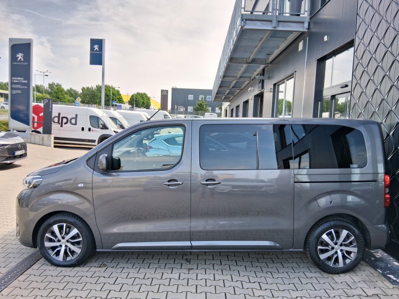 Toyota ProAce Verso FAMILY 2.0 D-4D 106 kW 8 míst full