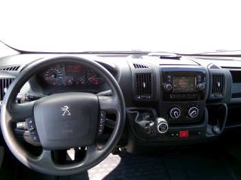Peugeot Boxer L3H2 2,2 BlueHDi 103kW MAN full