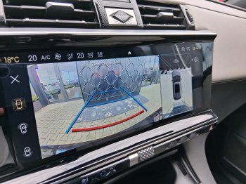 DS Automobiles DS7 CROSSBACK ESPRIT D. V. 1.6 E-Tense 4×4 full