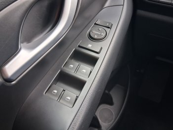 Hyundai i30 TRIKOLOR KOM. 1.4 T-GDi 103 kW full