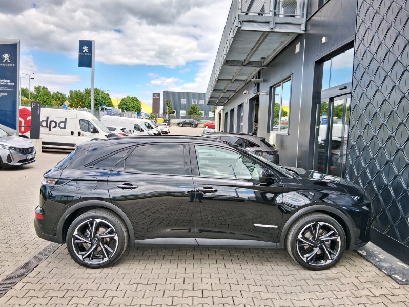 DS Automobiles DS7 CROSSBACK ESPRIT D. V. 1.6 E-Tense 4×4 full