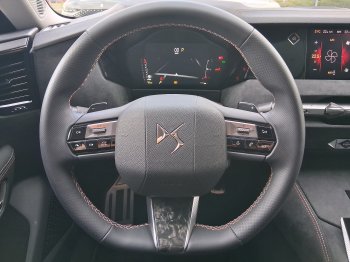 DS Automobiles DS4 PERFORM. LINE+ 1.2 PT 96 kW full