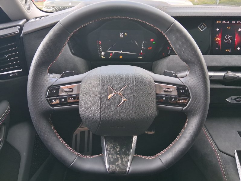 DS Automobiles DS4 PERFORM. LINE+ 1.2 PT 96 kW full