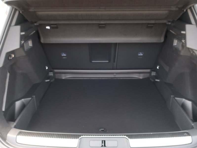 DS Automobiles DS7 CROSSBACK DS 7 CROSSBACK PERFORMANCE LIN full