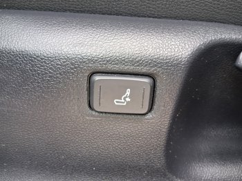 Toyota Corolla EXECUTIVE 1.8 HYB. 103 kW full