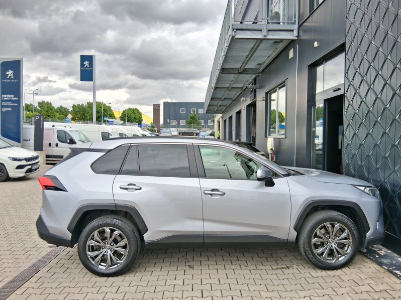 Toyota RAV4 COMFORT ST. 2.0 VVTi 4×4 129kW full
