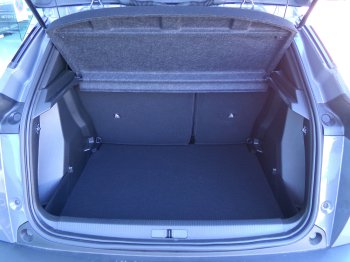 Peugeot 2008 ALLURE+ 1.2 HYBRID 145 e-DCS6 full